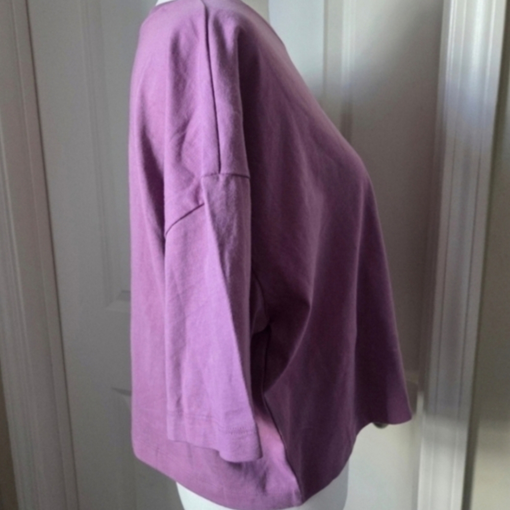 Cropped Tee - Picture 4 of 9
